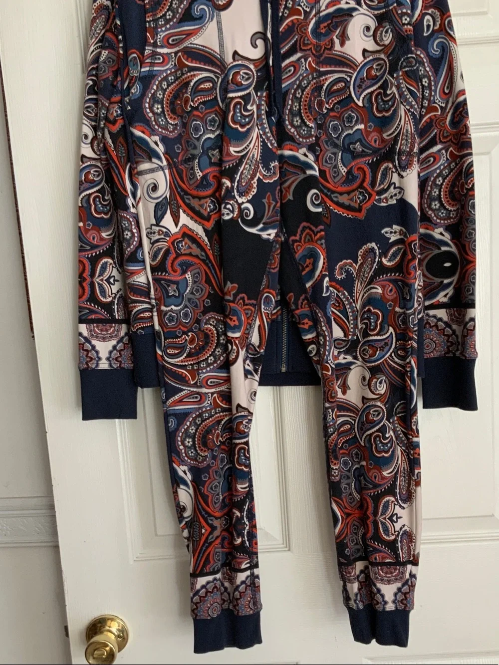 JOHNNY WAS Woman’s Paisley Hooded Sweat Jacket & Pants Set - Cute Paisley Print